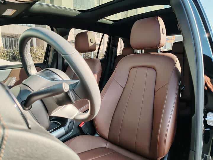 Фото 5 - Mercedes-Benz GLB-Class