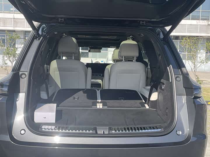 Фото 16 - LiXiang L9