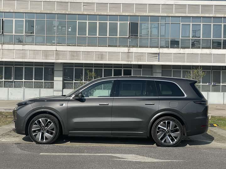 Фото 21 - LiXiang L9