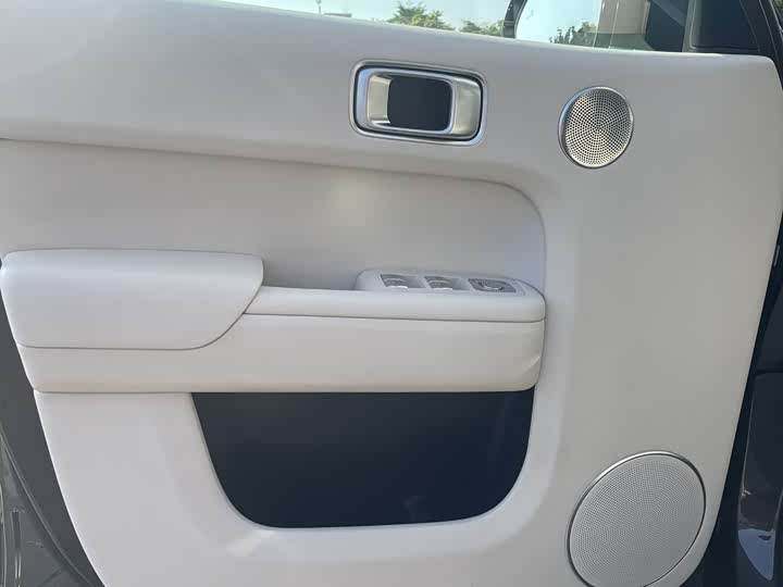 Фото 4 - LiXiang L9