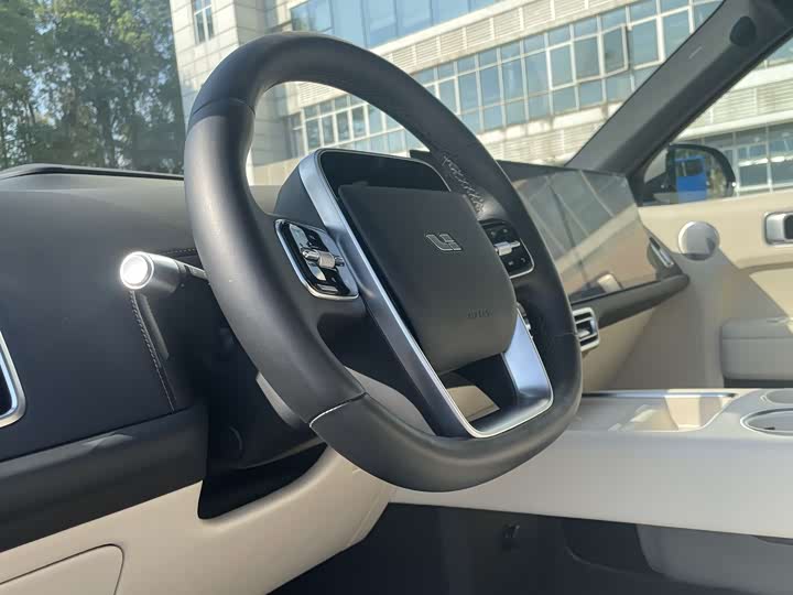 Фото 7 - LiXiang L9