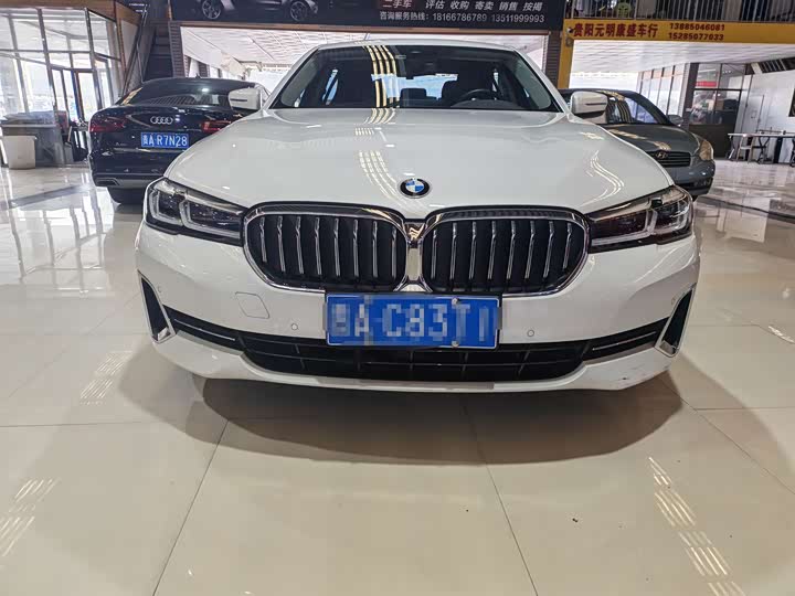 Фото 2 - BMW 5 Series