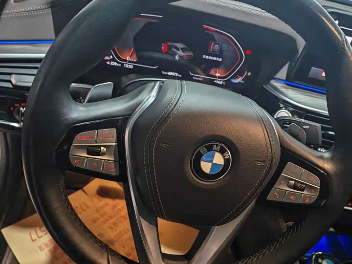 Фото 22 - BMW 5 Series