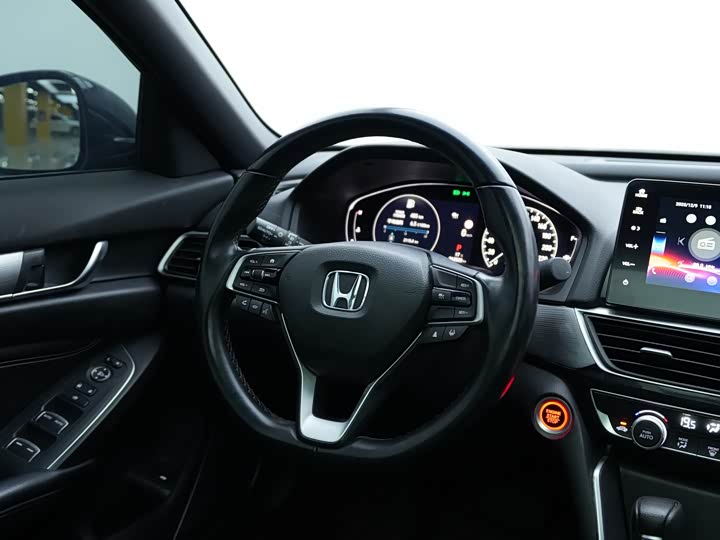 Фото 13 - Honda Inspire