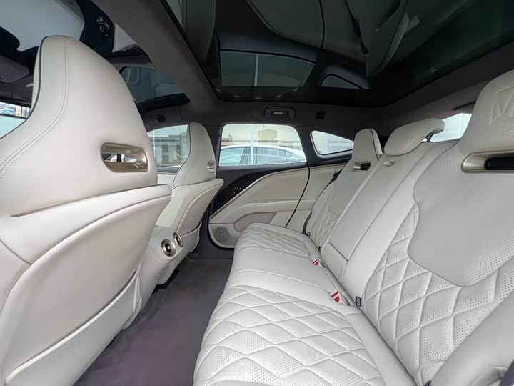 Фото 14 - Avatr 11