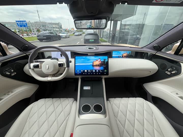 Фото 6 - Avatr 11