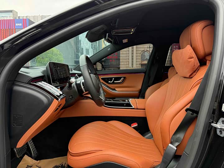 Фото 31 - Mercedes-Benz S-Class