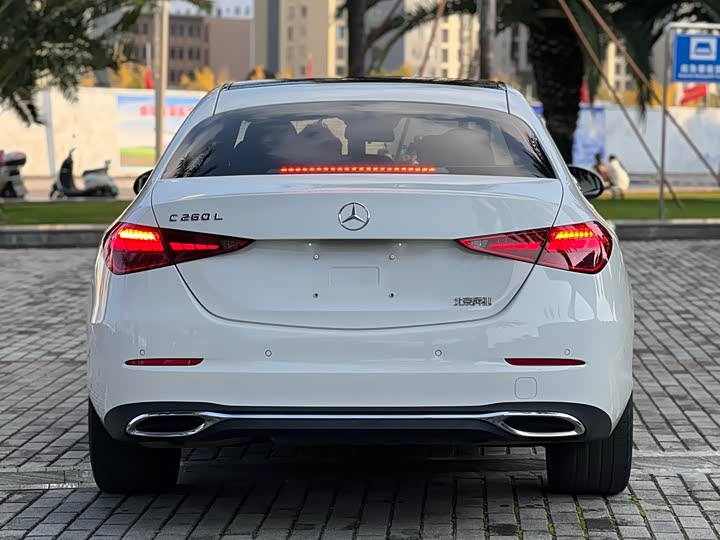 Фото 8 - Mercedes-Benz C-Class