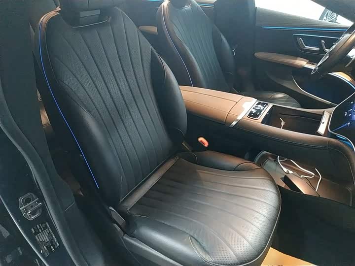 Фото 25 - Mercedes-Benz EQS