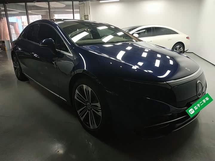 Фото 4 - Mercedes-Benz EQS