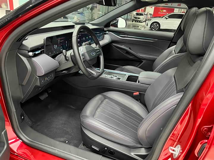 Фото 11 - Ford Mondeo