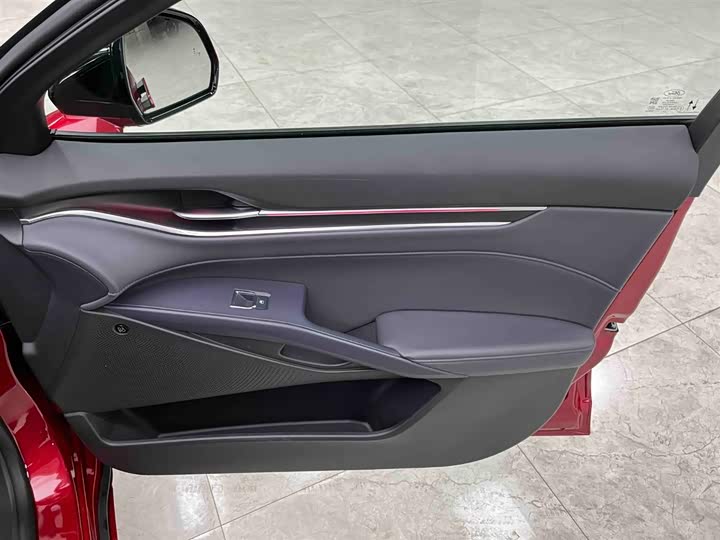 Фото 12 - Ford Mondeo