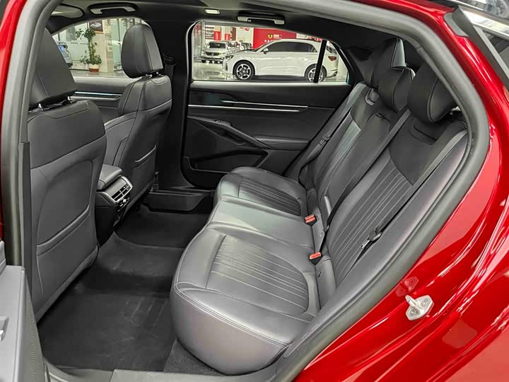 Фото 14 - Ford Mondeo