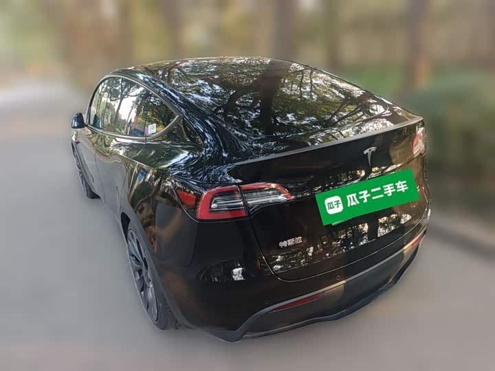 Фото 27 - Tesla Model Y