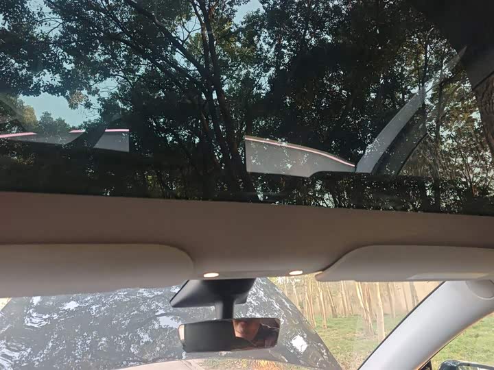 Фото 9 - Tesla Model Y