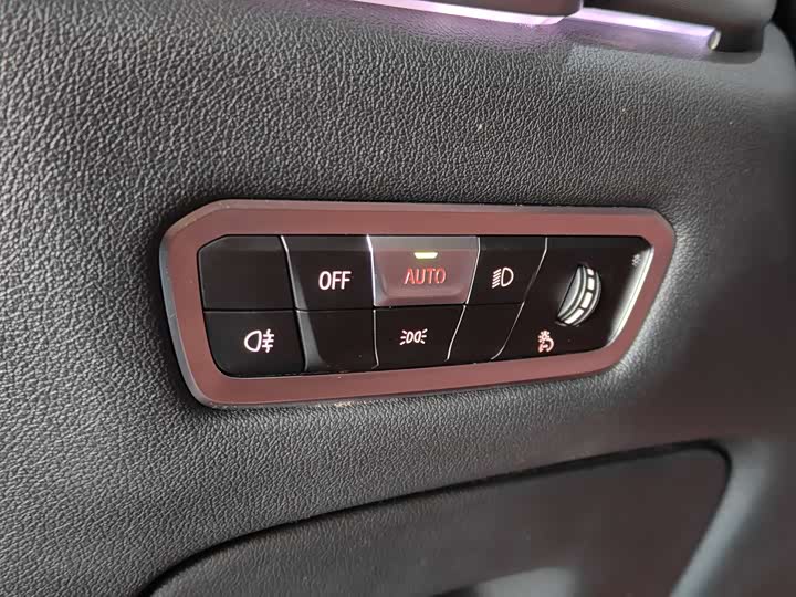 Фото 10 - BMW X6