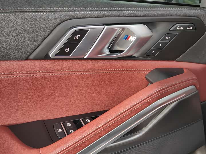 Фото 11 - BMW X6