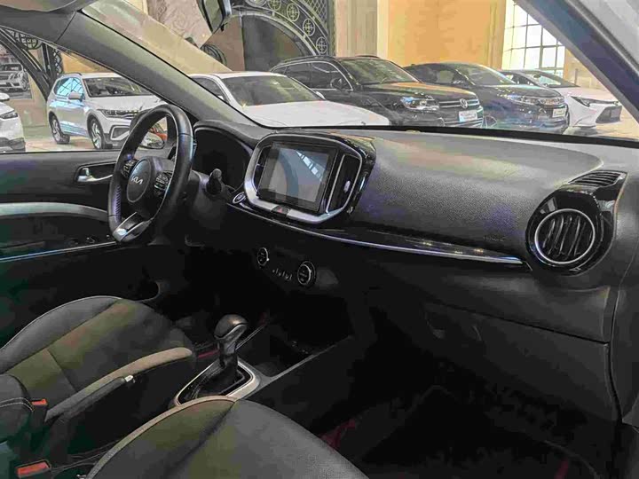 Фото 12 - Kia KX1