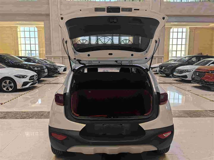 Фото 19 - Kia KX1