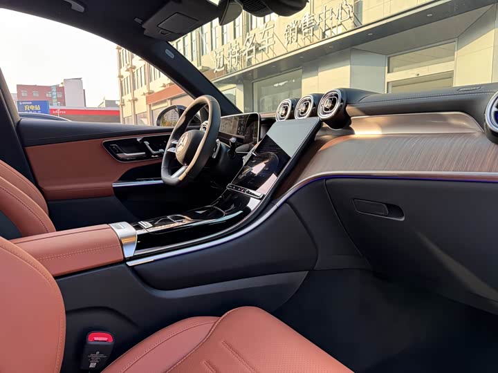 Фото 10 - Mercedes-Benz GLC-Class