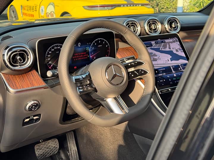 Фото 13 - Mercedes-Benz GLC-Class