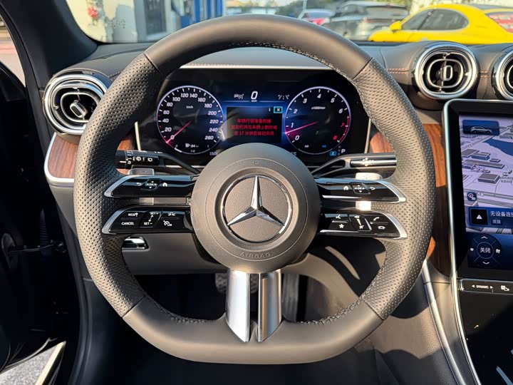 Фото 17 - Mercedes-Benz GLC-Class