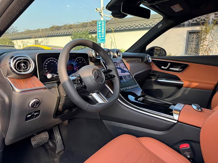 Фото 8 - Mercedes-Benz GLC-Class