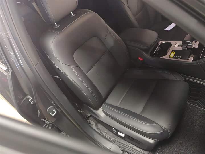 Фото 25 - LiXiang One