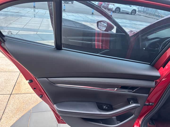 Фото 13 - Mazda 3 (Axela)