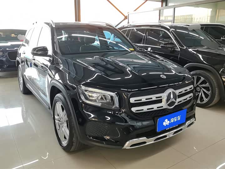 Фото 2 - Mercedes-Benz GLB-Class