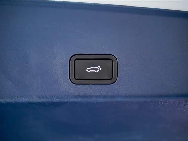 Фото 18 - Zeekr 009