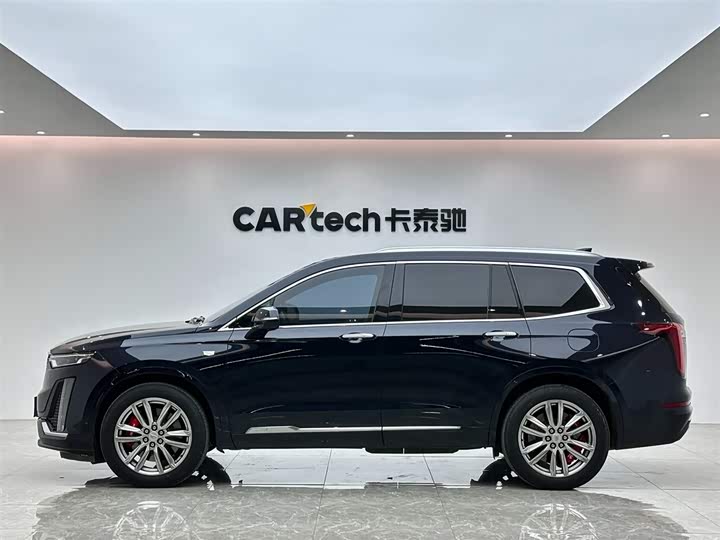 Фото 2 - Cadillac XT6