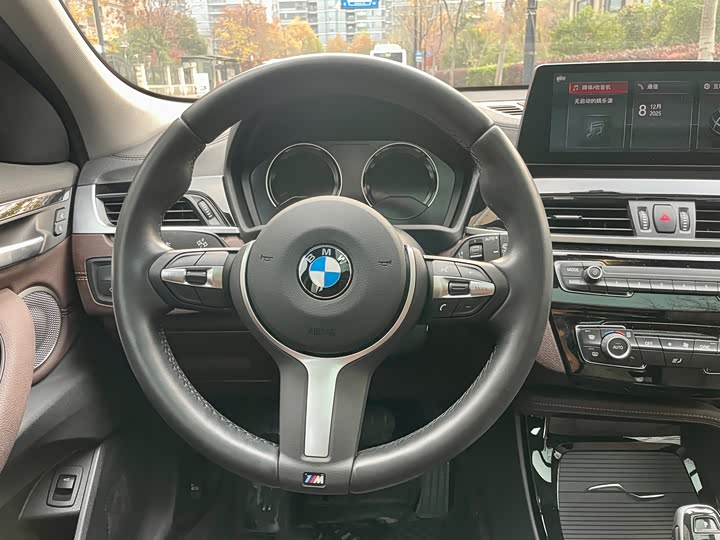 Фото 10 - BMW X2