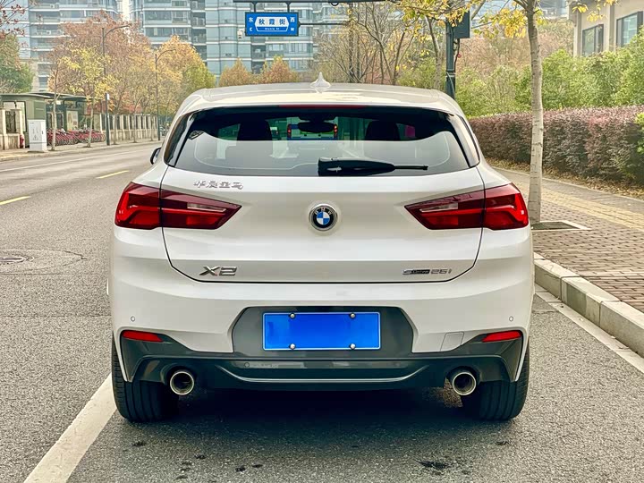 Фото 6 - BMW X2