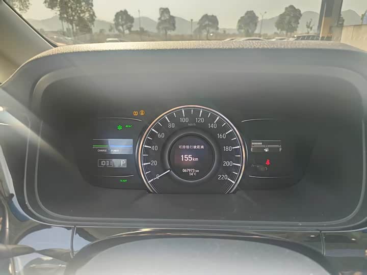 Фото 11 - Honda Elysion