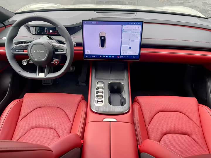 Фото 14 - Xiaomi SU7