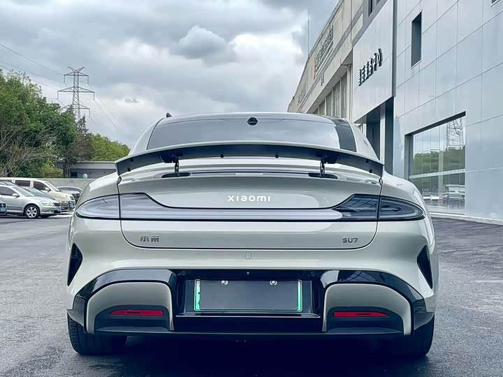 Фото 8 - Xiaomi SU7