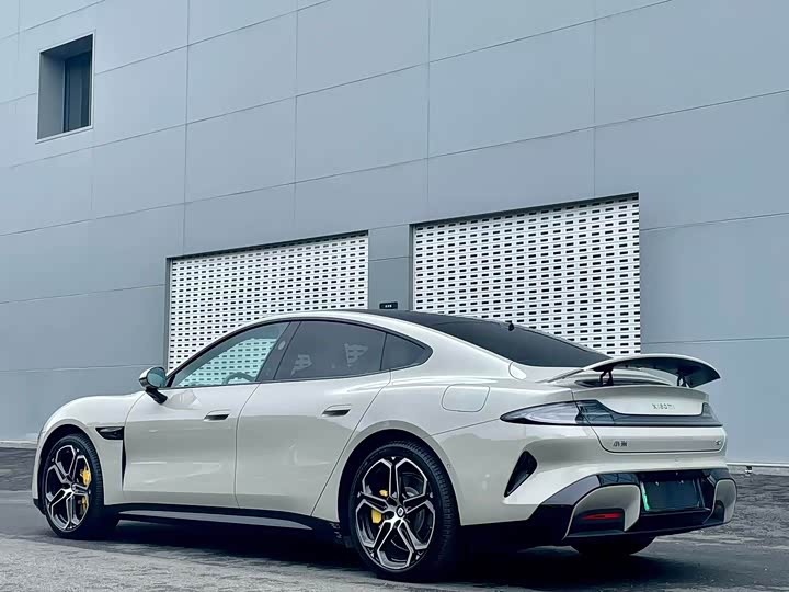 Фото 9 - Xiaomi SU7