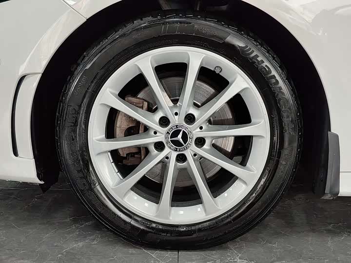 Фото 14 - Mercedes-Benz A-Class