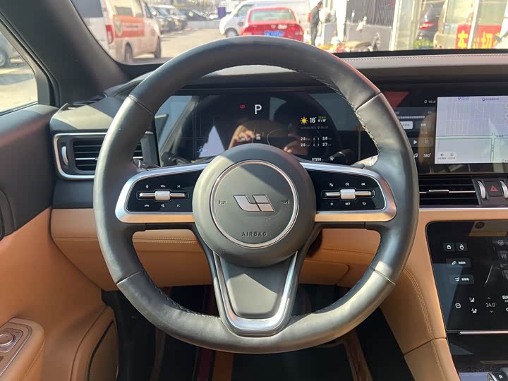 Фото 11 - LiXiang One