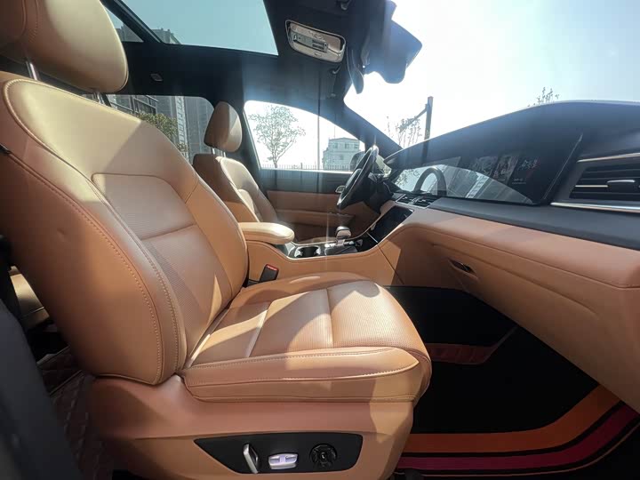 Фото 5 - LiXiang One