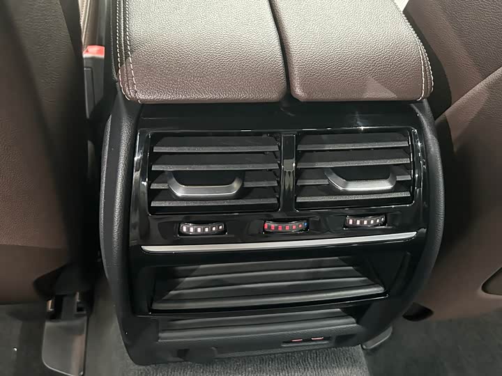 Фото 12 - BMW 5 Series Hybrid