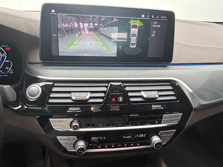 Фото 17 - BMW 5 Series Hybrid