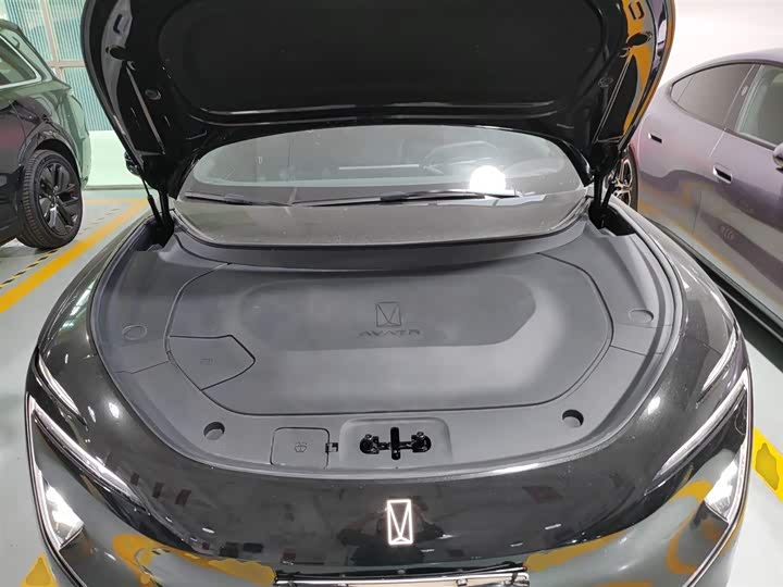 Фото 20 - Avatr 12