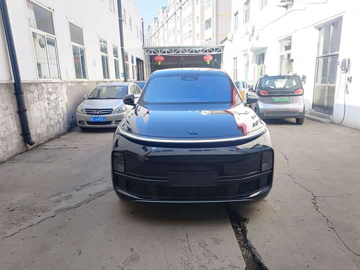 Фото 1 - LiXiang L9