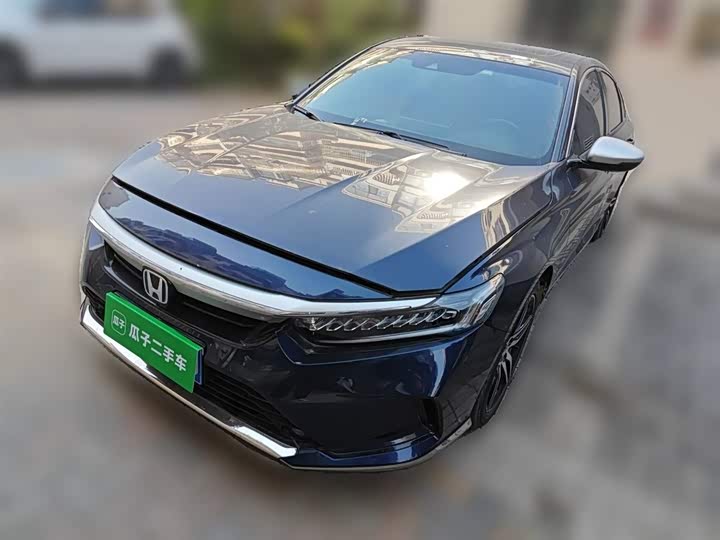 Фото 1 - Honda Inspire