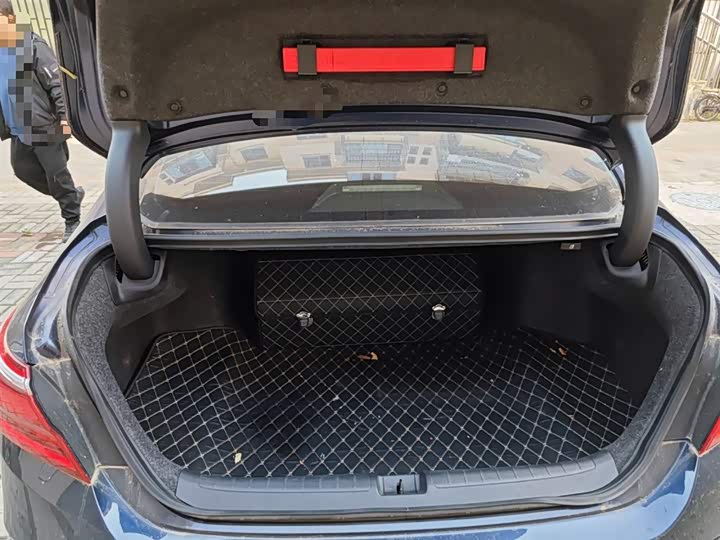 Фото 10 - Honda Inspire