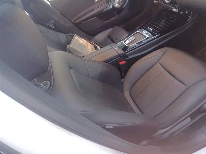 Фото 25 - Mercedes-Benz A-Class