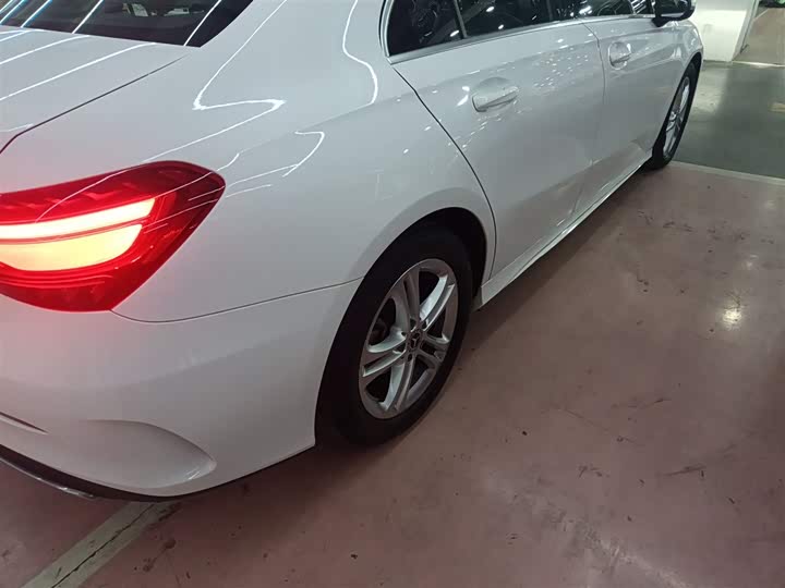 Фото 26 - Mercedes-Benz A-Class