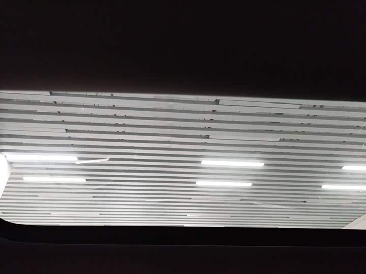 Фото 18 - LiXiang L8